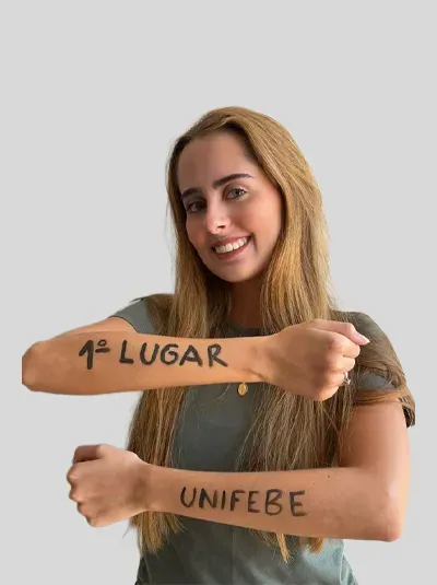 Aluna aprovada em 1º lugar no vestibular