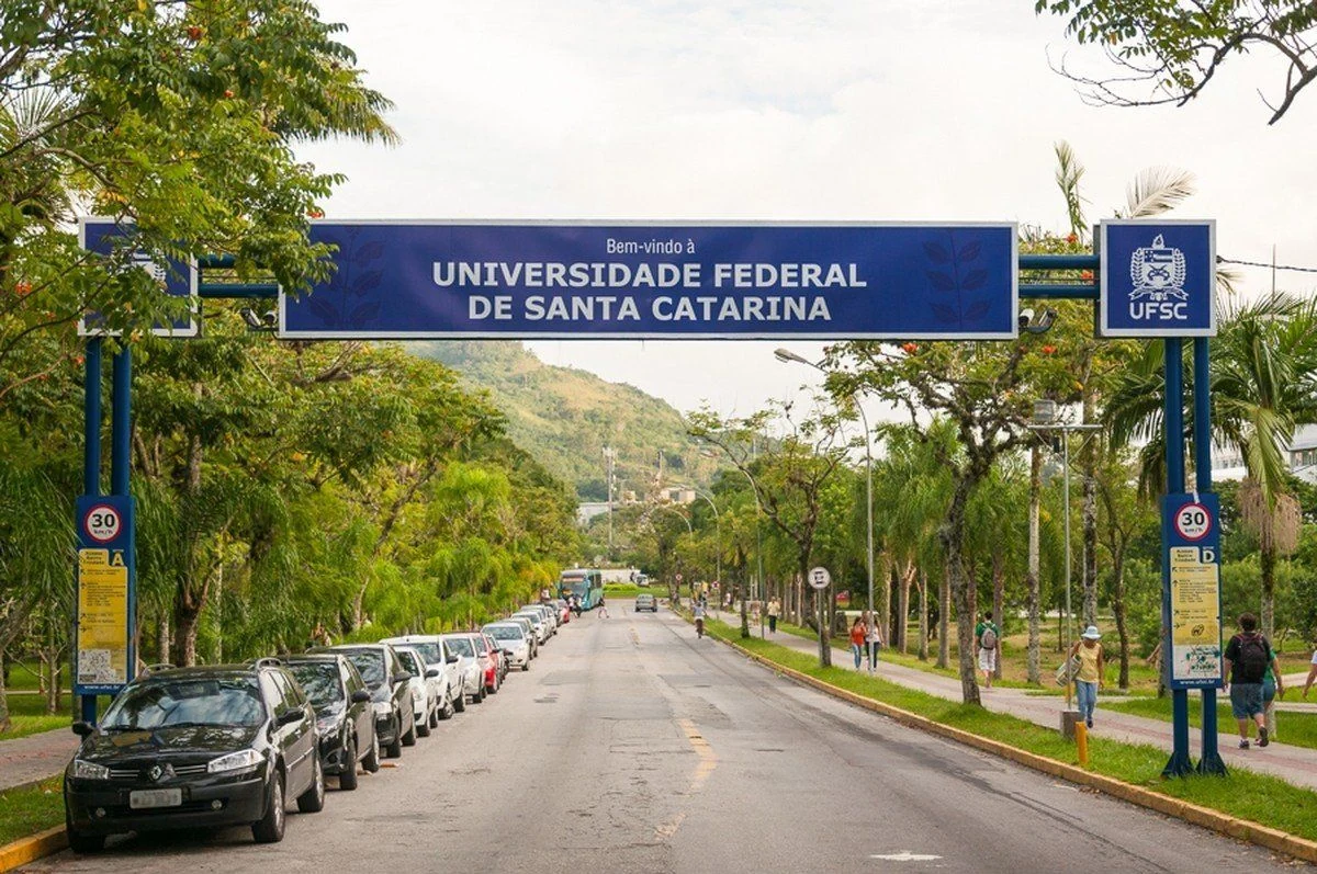 Entrada da Universidade Federal de Santa Catarina, UFSC